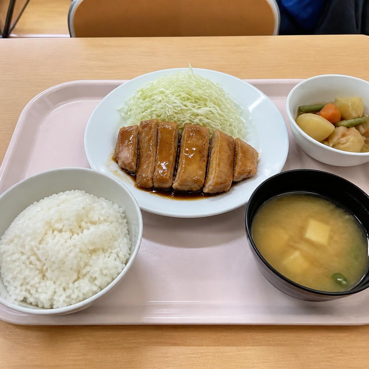 夕食